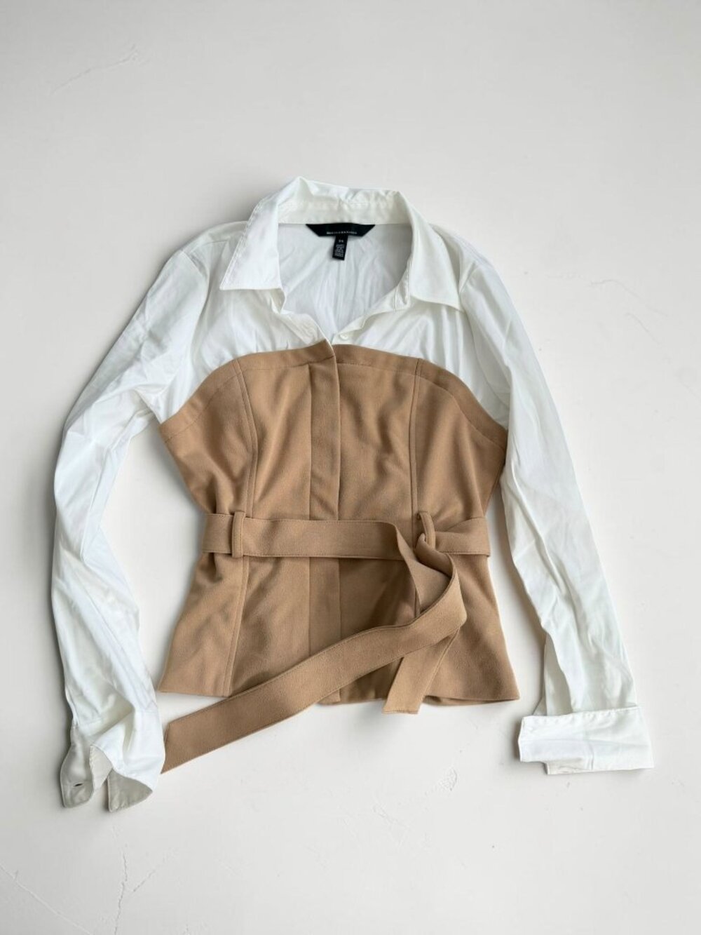 WHITE HOUSE BLACK MARKET Tan White Belted Button Down Shirt Size XS